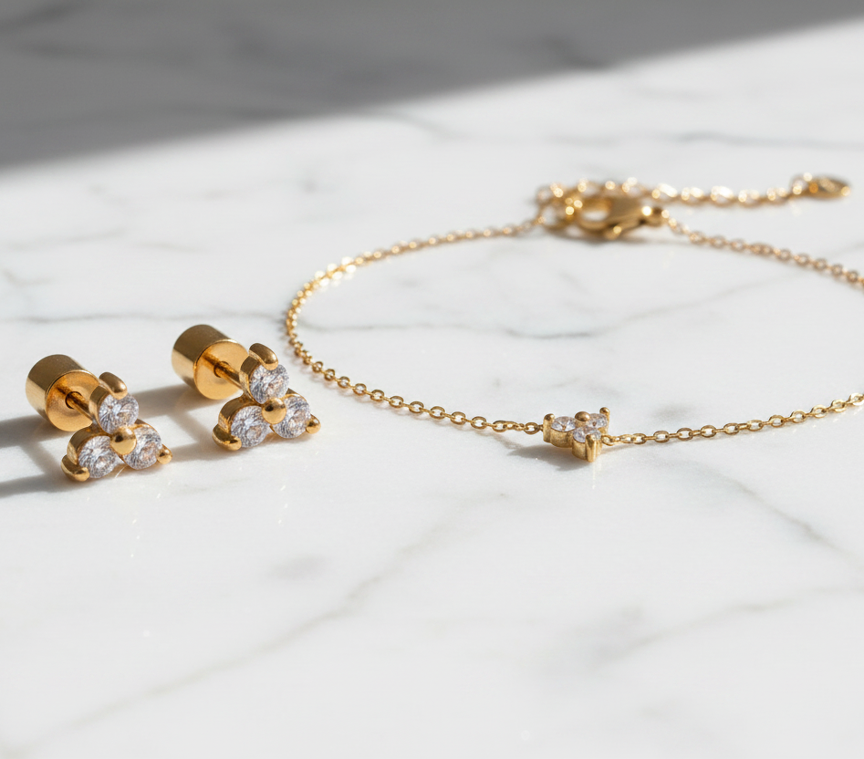 Aria Gold Set — Clean Photorealistic